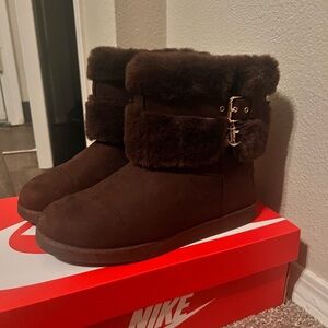Juicy Couture Brown Ankle Boots with Fur Trim
